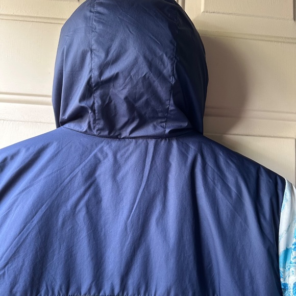 The North Face Reversible Unisex Jacket – Youth 12/14 Estimate Size S/M - Picture 6 of 16